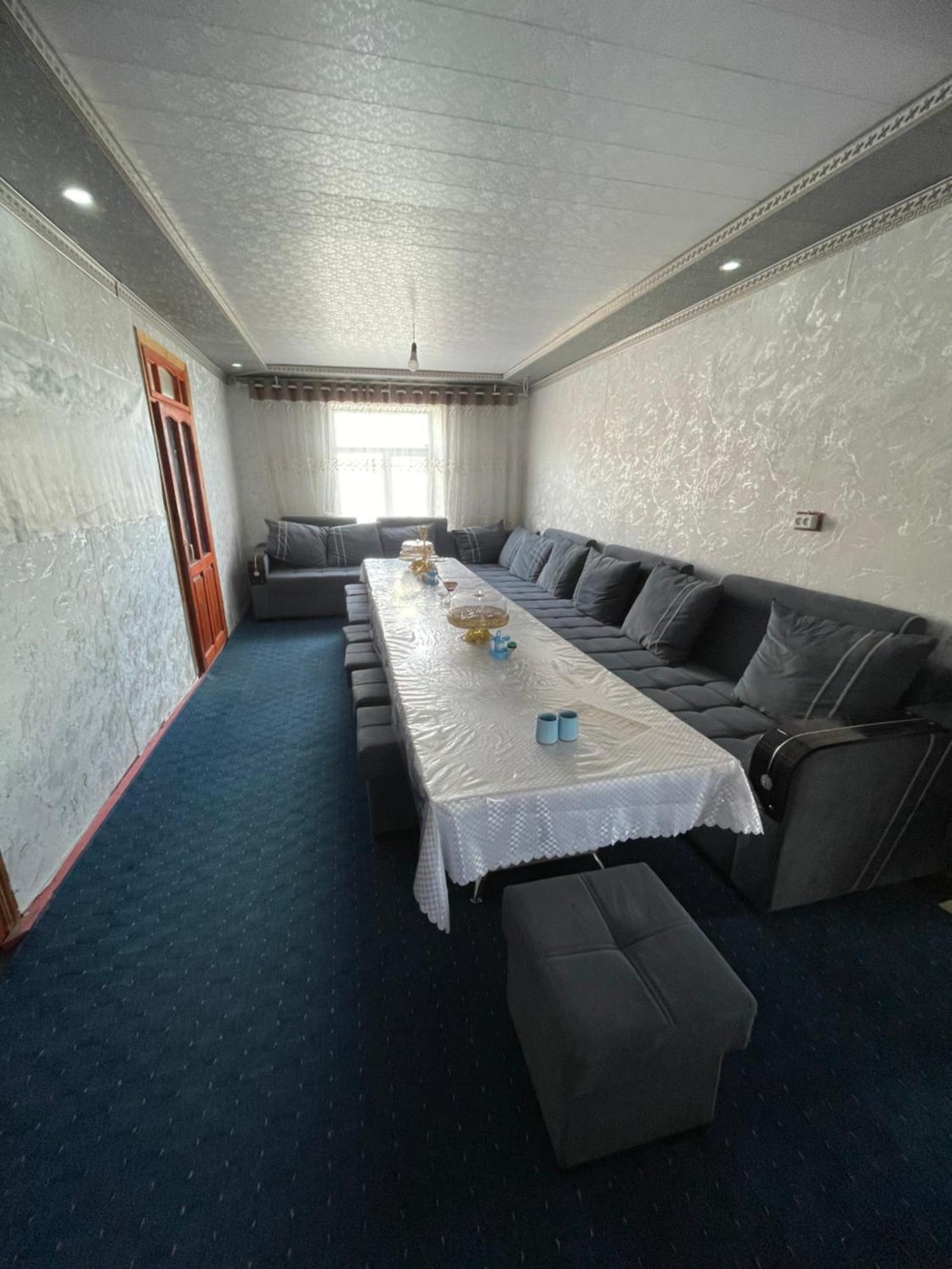 Cbt1 Sary-Mogul Hotell Exteriör bild
